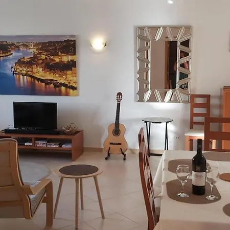 Spacious In Old Village Ferragudo