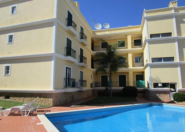 Spacious In Old Village Apartamento *