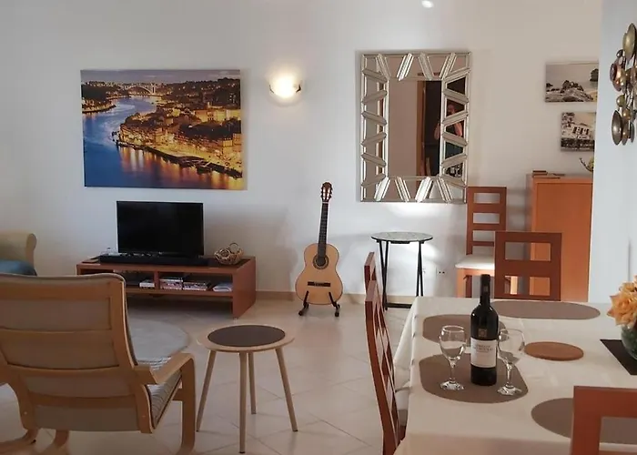 Spacious In Old Village Ferragudo (Faro)