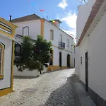 Spacious In Old Village شقة فيريغودو